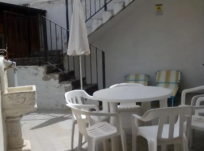 La Grotta Di Nonno Vittorio Panzió